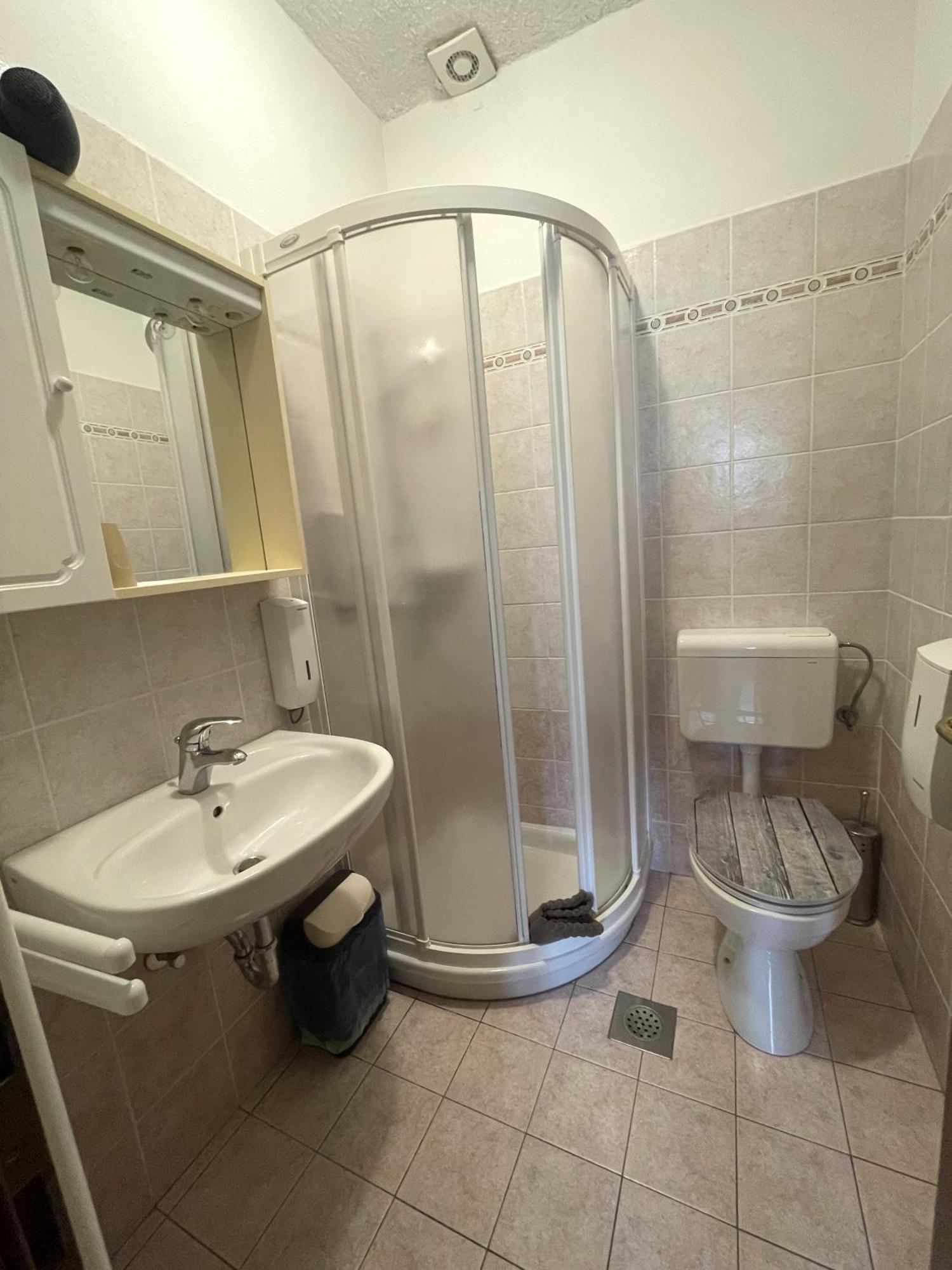 Hisa Stekar Kojsko Quarto foto
